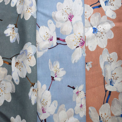 70% Vải Tencel Vải dệt trơn 140gsm Vải pha trộn Nếp nhăn Resistan