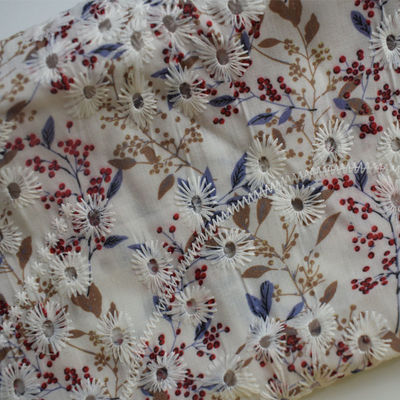 Trọng lượng trung bình 80 cotton 20 polyester Vải may mặc thêu ren