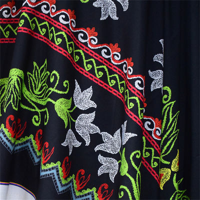 Màu xanh đỏ màu vàng Polyester vải in kỹ thuật số Hoa đầy màu sắc cho hàng may mặc