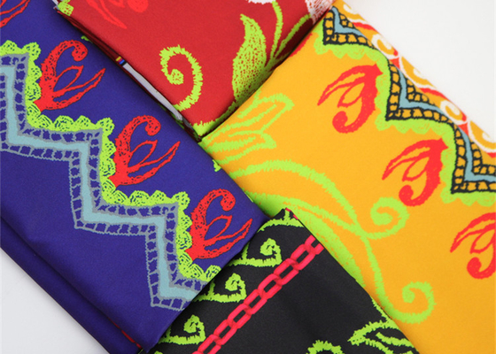 Vải in Polyester màu xanh lá cây tùy chỉnh cho phụ nữ Trọng lượng trung bình